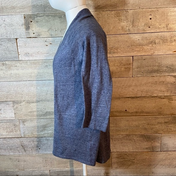 Gap women’s blue open cardigan sweater in size x-small - Picture 3 of 6